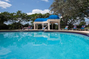 Florida pool lounge area