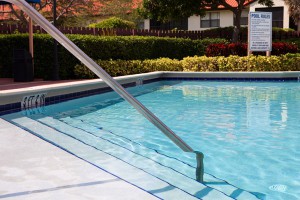 Florida pool in-pool steps