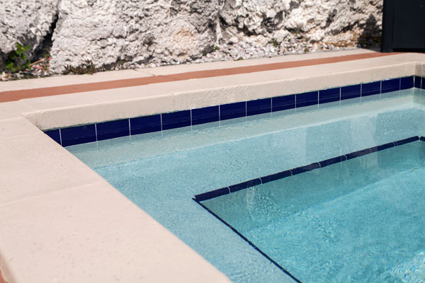 spa-remodel-plaster